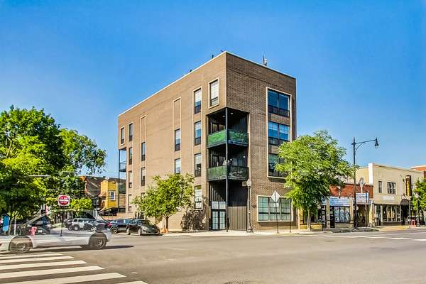 3024 W Irving Park RD #3S, Chicago, IL 60618