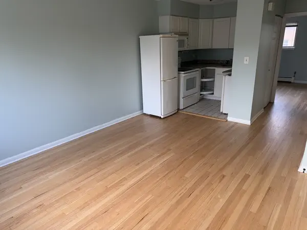 658 Washington BLVD #6, Oak Park, IL 60302