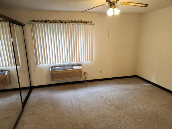 3305 Sunset AVE #122, Waukegan, IL 60087