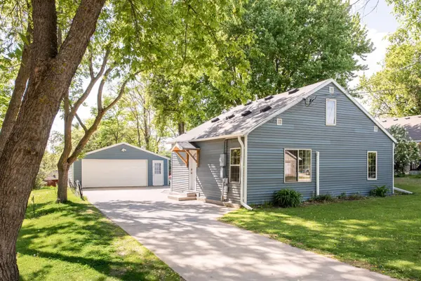 902 Quincy ST, Alexandria, MN 56308