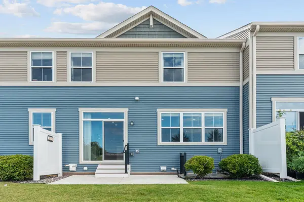 7261 Alvarado LN N, Maple Grove, MN 55311
