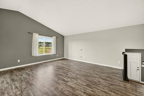 5526 Harvest Lake DR NW, Rochester, MN 55901