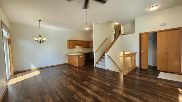 1408 Senate LN, Northfield, MN 55057
