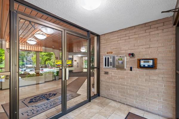 6730 Vernon AVE S #119, Edina, MN 55436