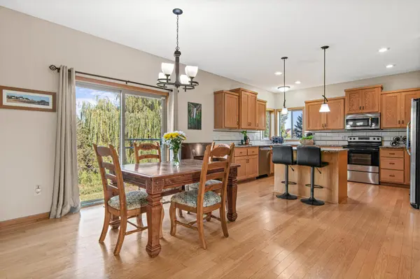 21394 Queen CT NW, Elk River, MN 55330