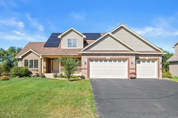 21394 Queen CT NW, Elk River, MN 55330