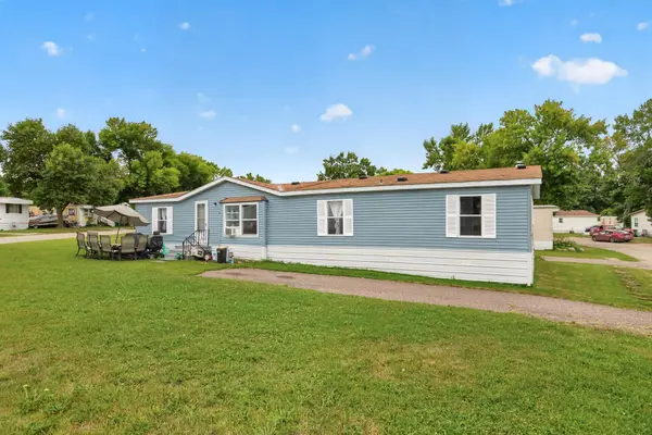 400 Center AVE S #80, Montrose, MN 55363