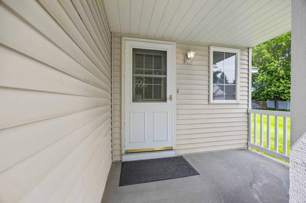 2865 117th AVE NW, Coon Rapids, MN 55433