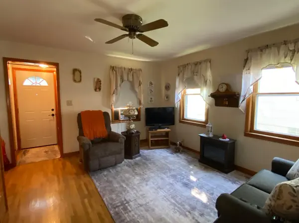 814 Lincoln AVE, Albert Lea, MN 56007
