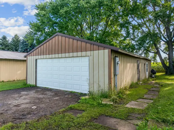 23494 770th AVE, Spring Valley, MN 55975