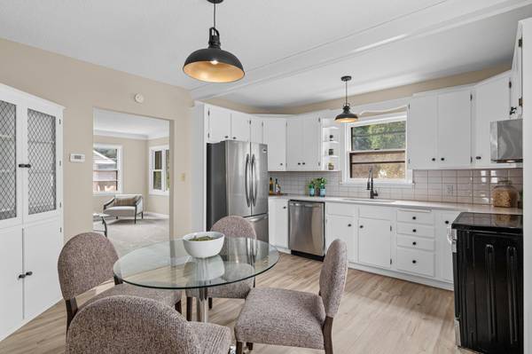 1394 Mackubin ST, Saint Paul, MN 55117