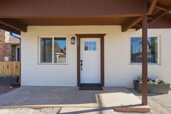 108 E Oak ST, Winslow, AZ 86047