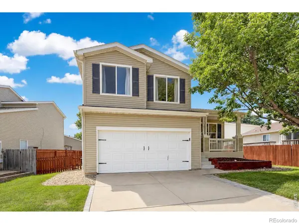 1104 Fall River CIR, Longmont, CO 80504