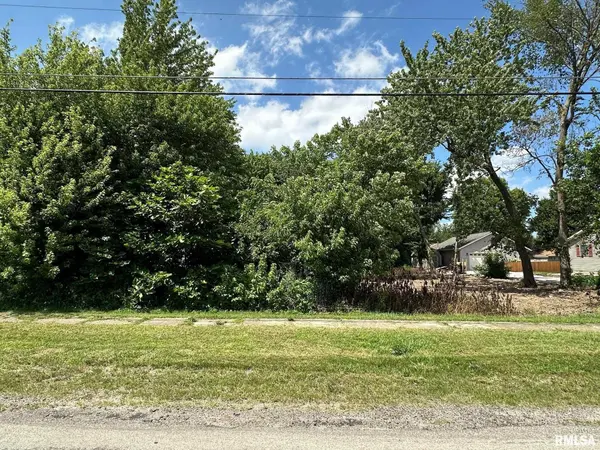 Lots 1-5 Dean and Linder ST, Virden, IL 62690