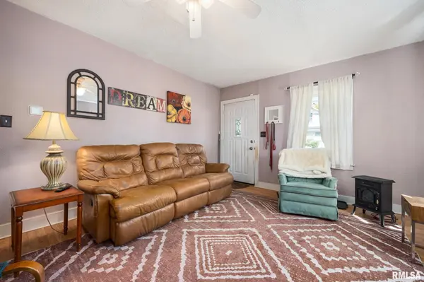 205 W FRANKLIN ST, Bartonville, IL 61607