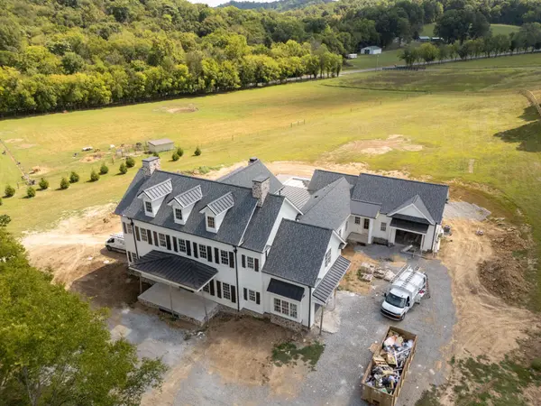 6747 Cool Springs Rd, Thompsons Station, TN 37179