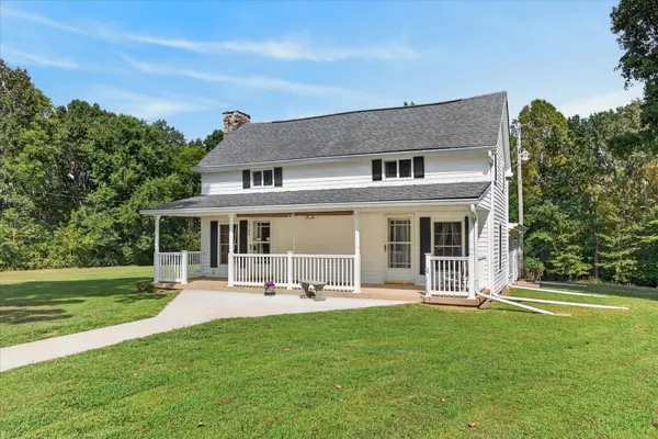 1700 Parchman Rd, Clarksville, TN 37040