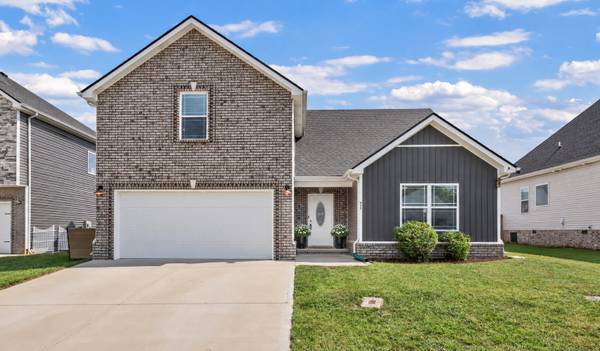 917 Burley Barn Rd, Clarksville, TN 37042