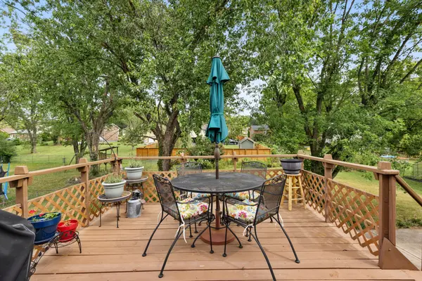 745 Goodpasture Ter, Nashville, TN 37221