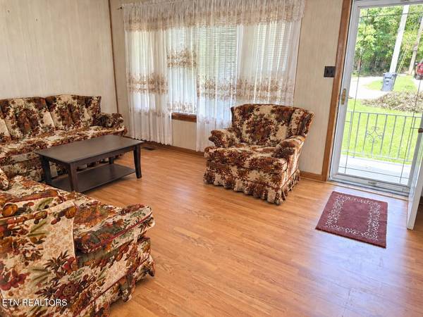 1810 Fenwood Drive, Knoxville, TN 37918