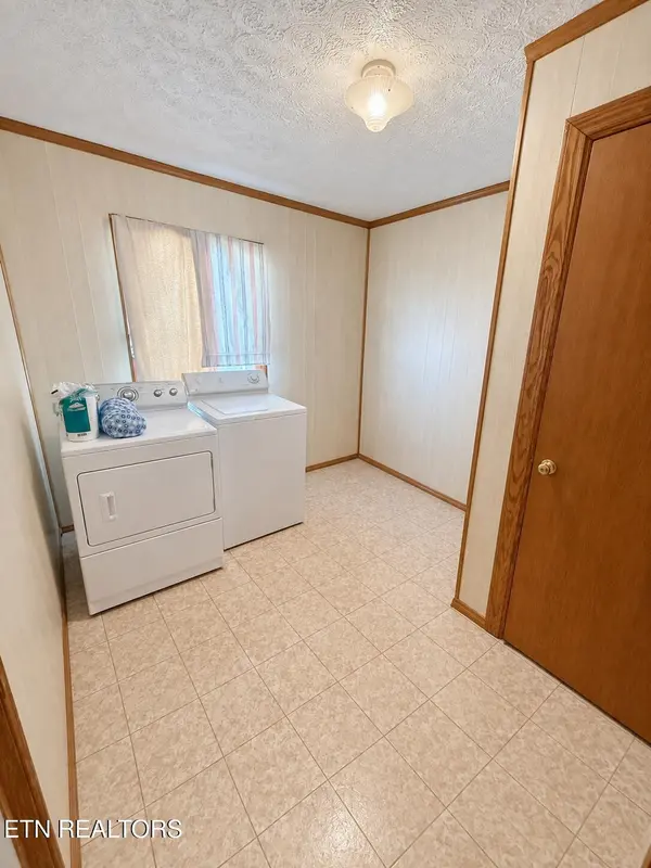 1810 Fenwood Drive, Knoxville, TN 37918