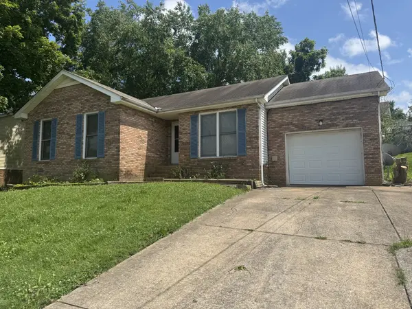 140 Whitehall Dr, Clarksville, TN 37042