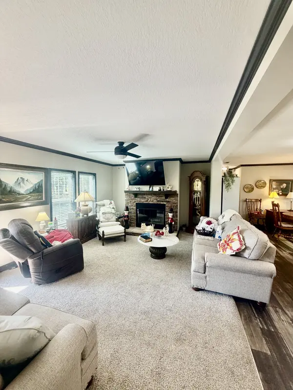 24 Fleeman Rd, Lawrenceburg, TN 38464