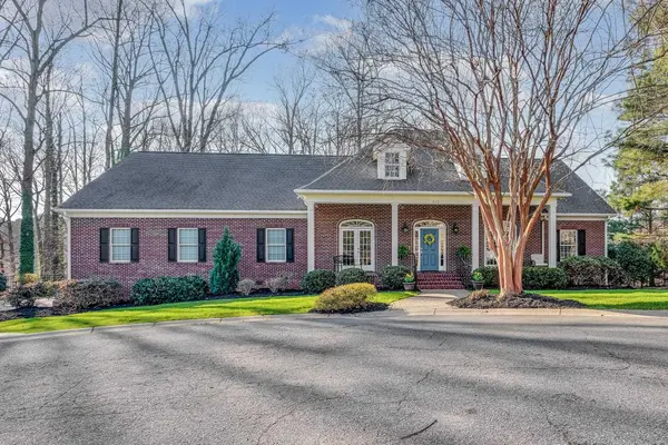 215 S Carleila Lake WAY, Spartanburg, SC 29307