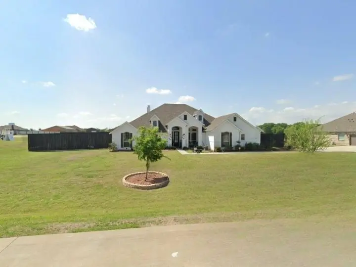 340 Berkeley Drive, Waxahachie, TX 75167