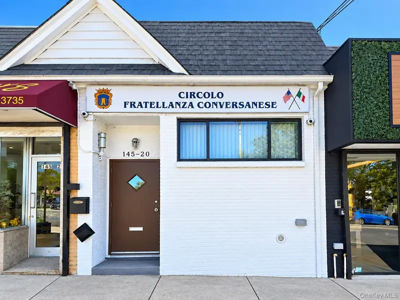 145-20 14th AVE, Whitestone, NY 11357