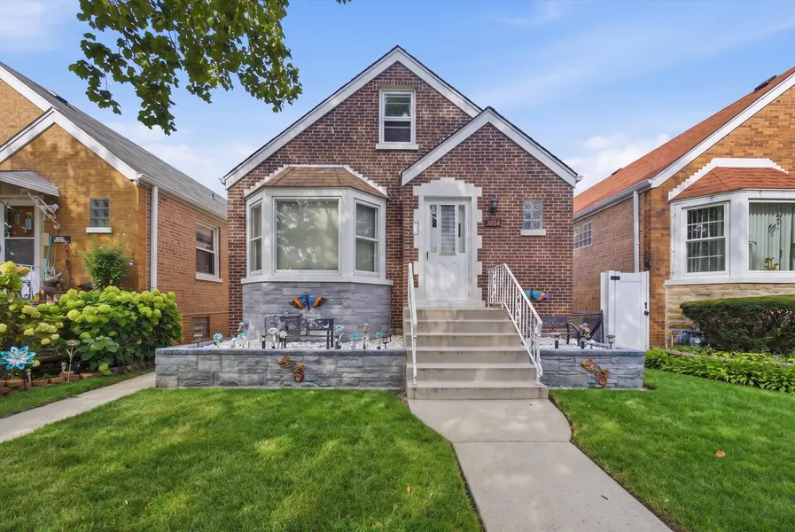 3804 S 59th CT, Cicero, IL 60804