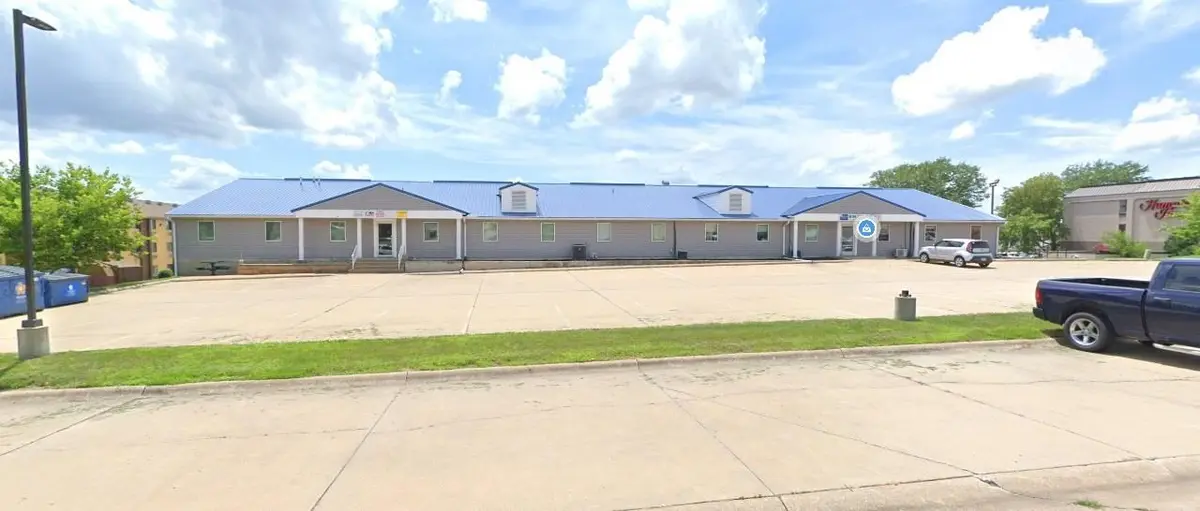 3260 Southgate Pl SW 15, Cedar Rapids, IA 52404