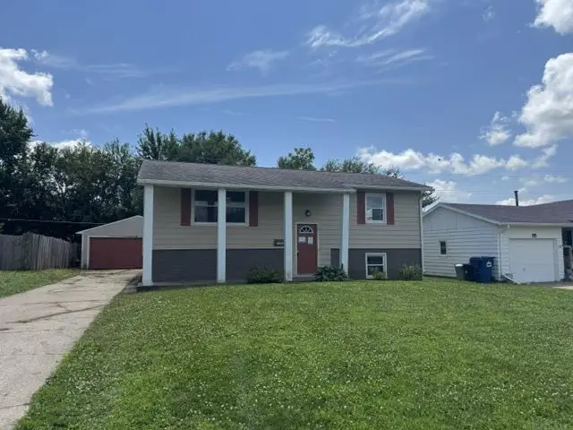 1601 Laurel DR, Marshalltown, IA 50158