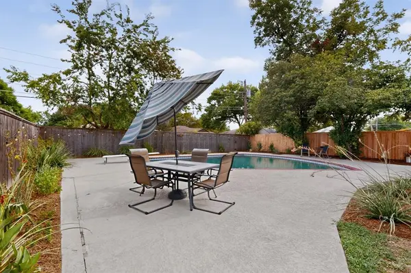 6718 Santa Anita Drive, Dallas, TX 75214