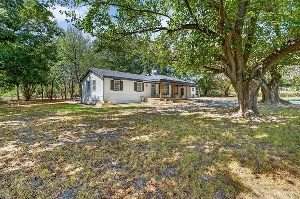 2293 Vz County Road 4207, Canton, TX 75103