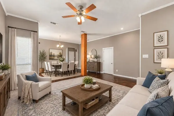 5906 Polo Club Drive, Arlington, TX 76017