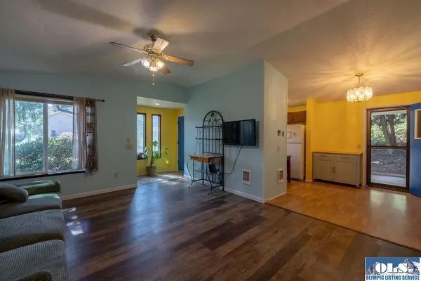 1115 W Hazel Street, Port Angeles, WA 98363