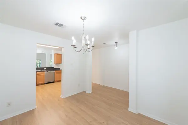 3717 Holden CT, Round Rock, TX 78665