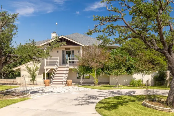 313 Kendall DR, Spicewood, TX 78669