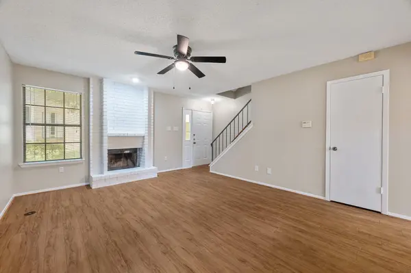 8400 Jamestown DR #426, Austin, TX 78758