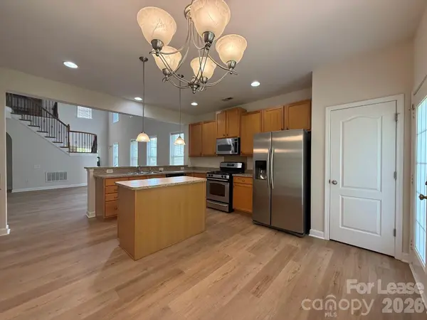 2424 Early Flight DR, Charlotte, NC 28262
