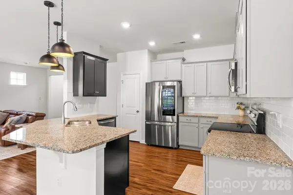 12866 Canterbury Castle DR, Charlotte, NC 28273