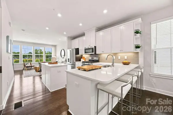 260 Parkwood AVE, Charlotte, NC 28206