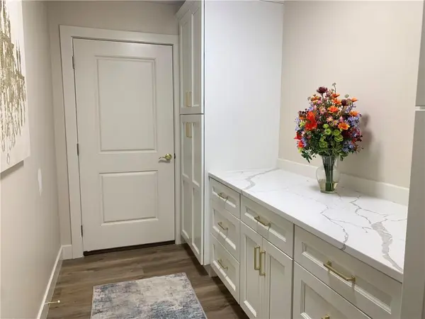 1404 W Stone BLVD, Raymore, MO 64083