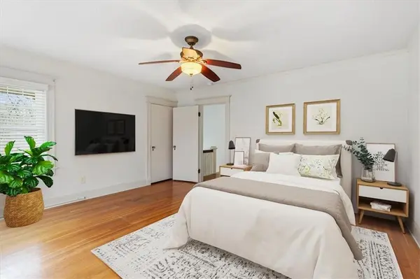 18 W 61st TER, Kansas City, MO 64113