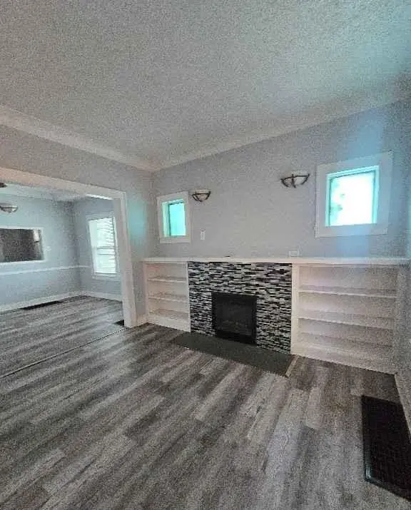 4019 E 67th TER, Kansas City, MO 64132