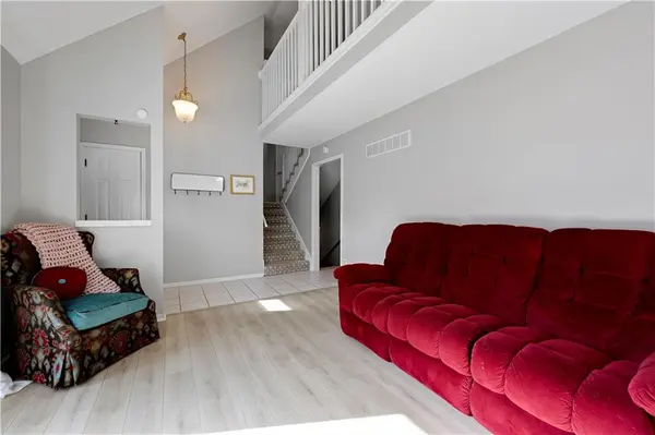7910 Rene ST, Lenexa, KS 66215