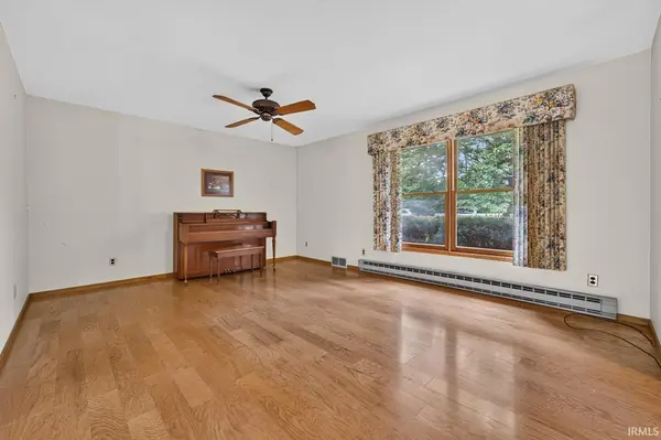 1832 N Private Road 190 East ***, Logansport, IN 46947