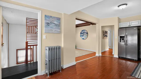 937 E 39th ST, Brooklyn, NY 11210