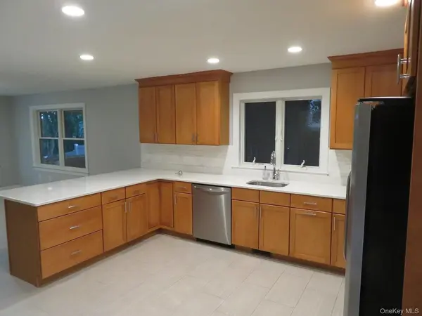 47 Gibson PL #Left side, Yonkers, NY 10705